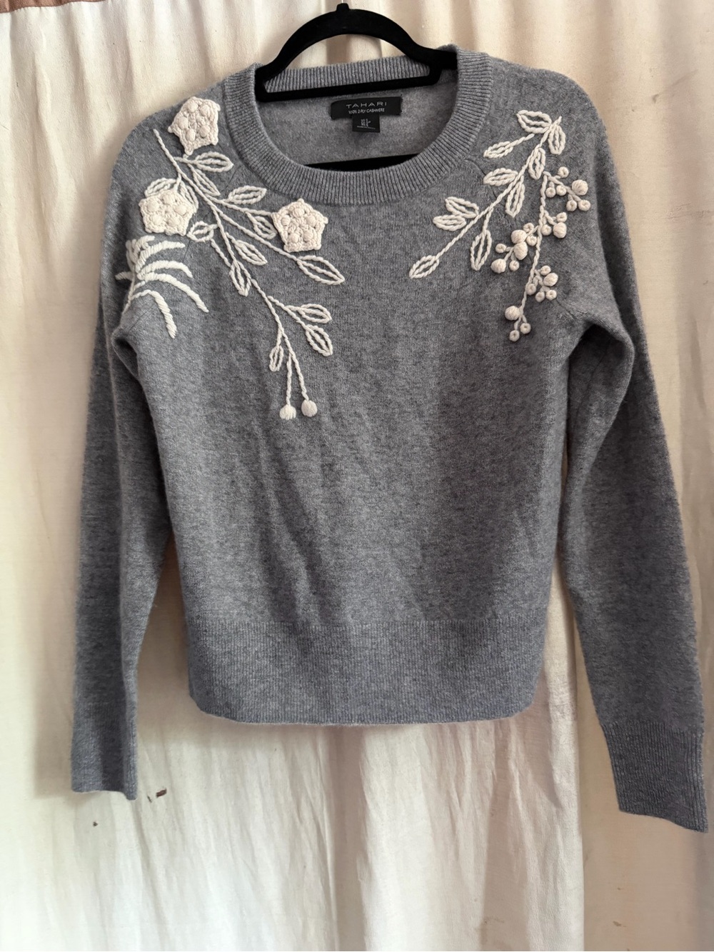 Tahari Gray Crewneck Cashmere Sweater with Ivory Floral Embroidery